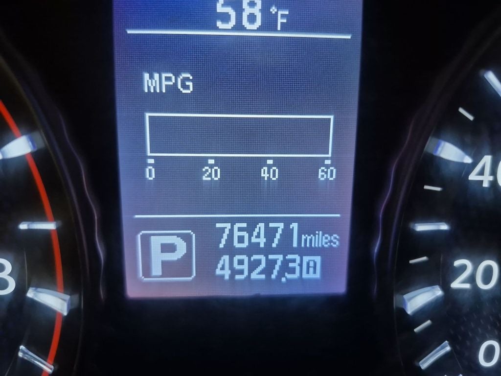 2015 INFINITI Q70L 5.6