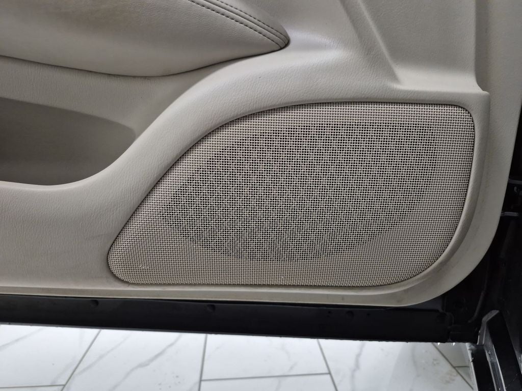 2015 INFINITI Q70L 5.6