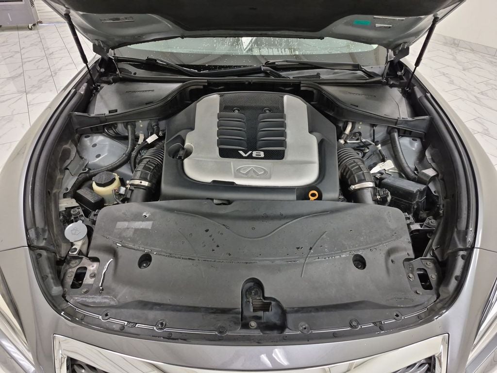 2015 INFINITI Q70L 5.6