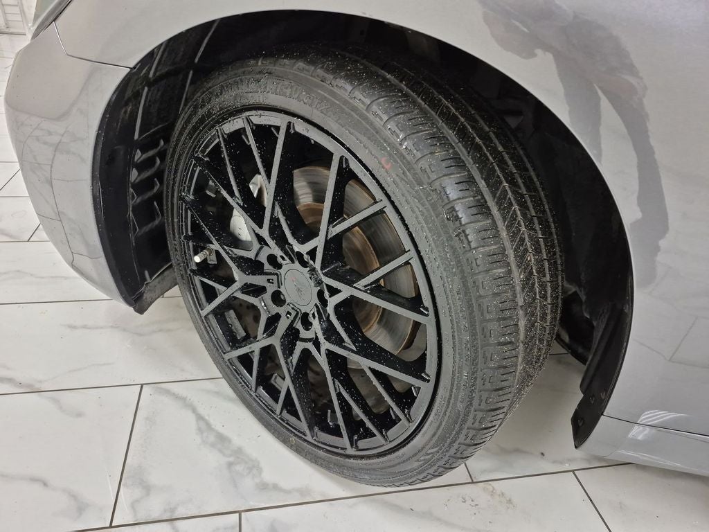 2015 INFINITI Q70L 5.6