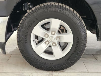 2023 RAM 1500 Classic SLT Crew Cab 4x2 5'7" Box