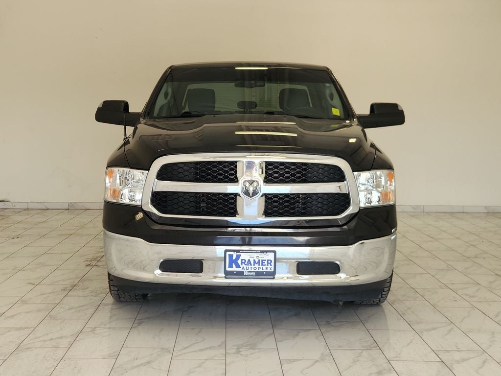 2023 RAM 1500 Classic SLT Crew Cab 4x2 5'7" Box