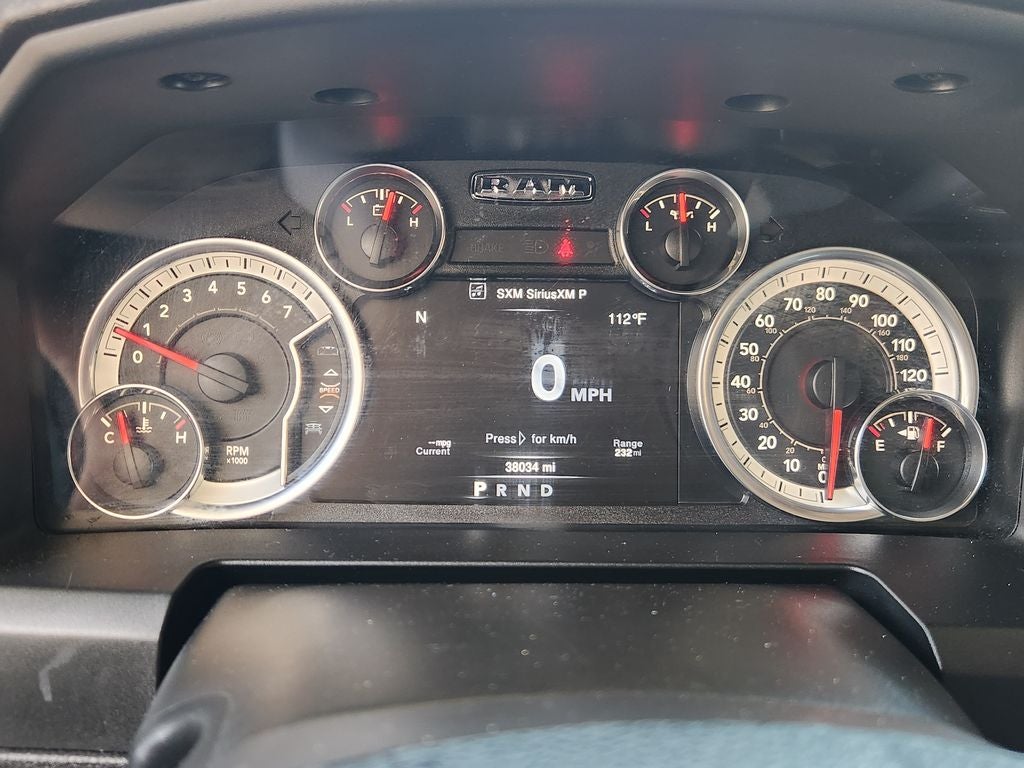 2023 RAM 1500 Classic SLT Crew Cab 4x2 5'7" Box