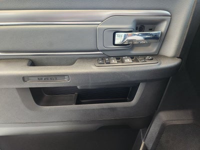 2023 RAM 1500 Classic SLT Crew Cab 4x2 5'7" Box