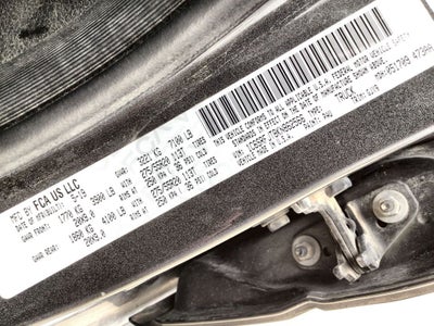 2019 RAM 1500 Laramie Crew Cab 4x4 5'7" Box