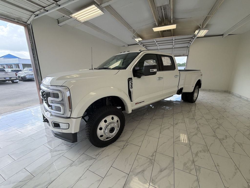2026 Ford F-450 XL 4x4 Crew Cab 8' Box DRW's photo