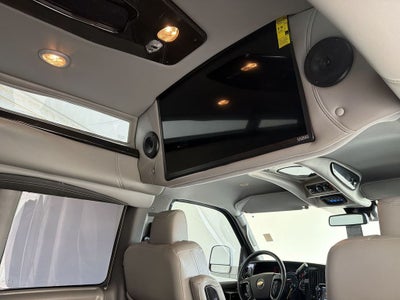 2021 Chevrolet Express Passenger 2500 1LS