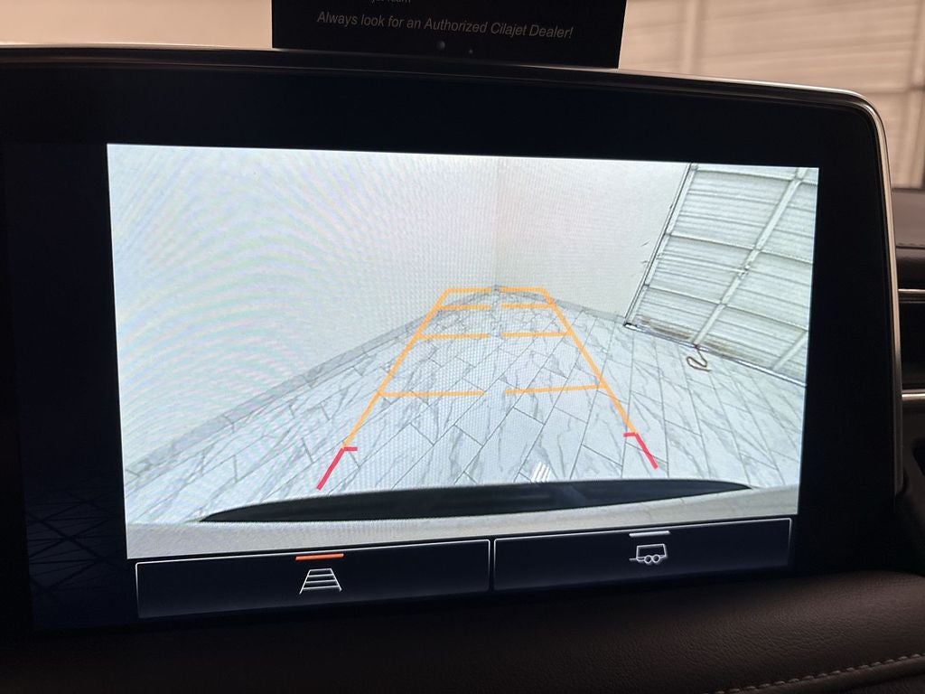 2023 GMC Yukon XL SLE