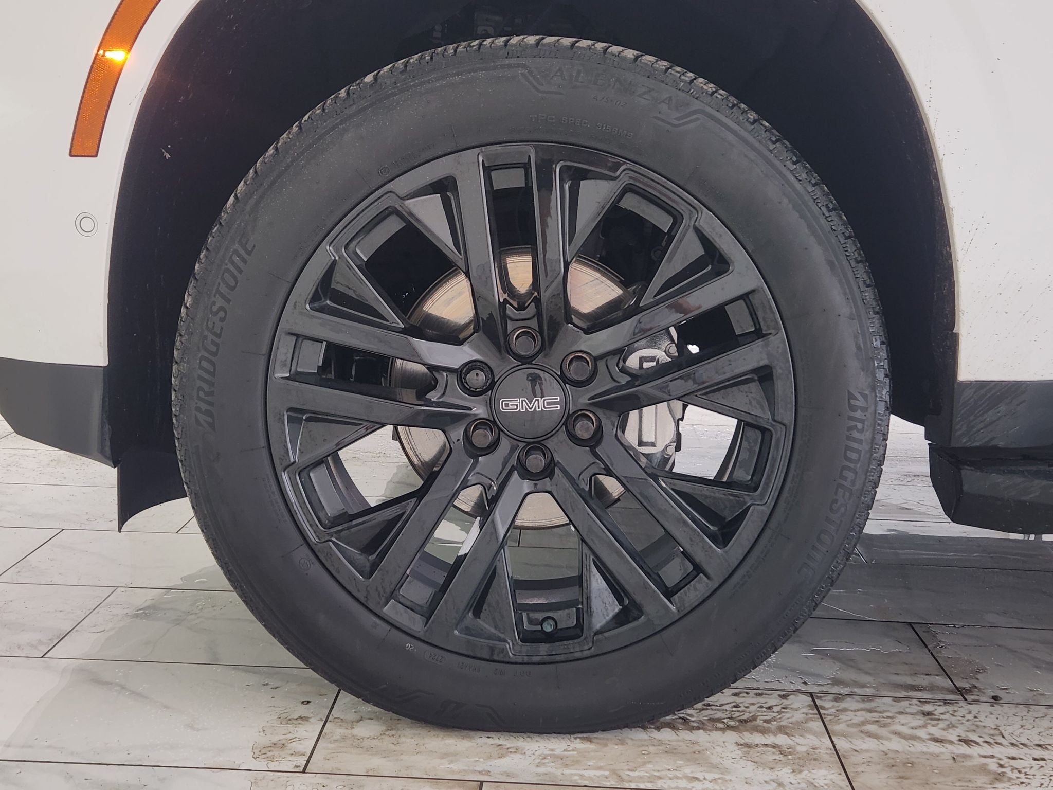 2025 GMC Yukon XL Elevation