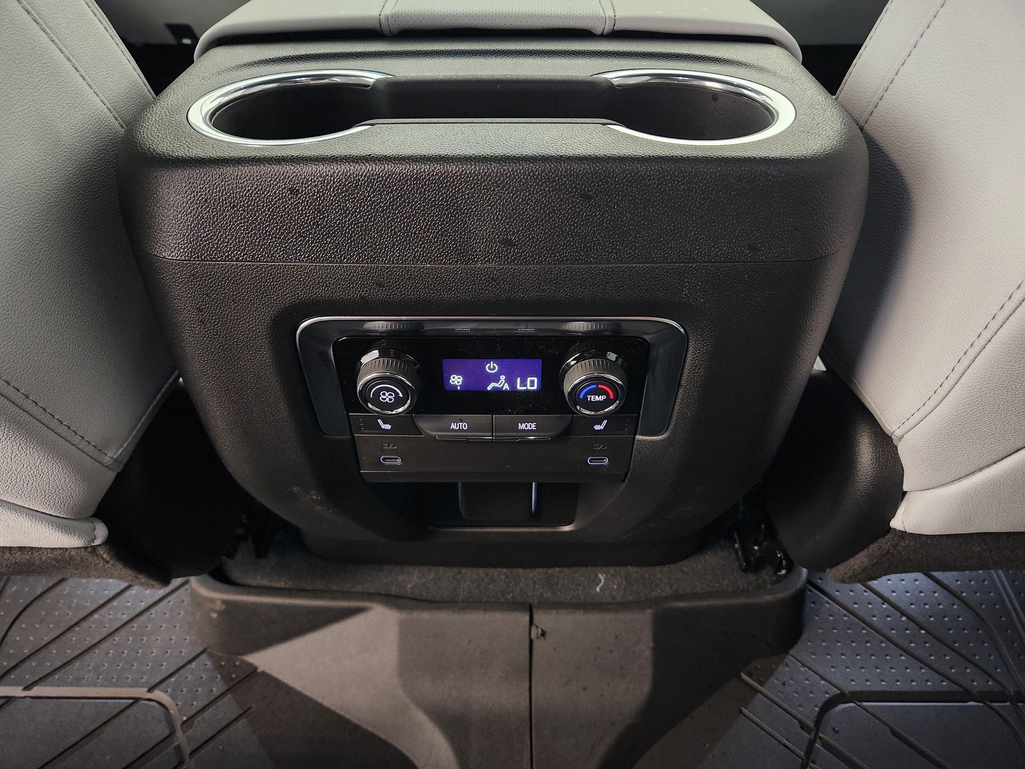2027 Chevrolet Suburban Premier