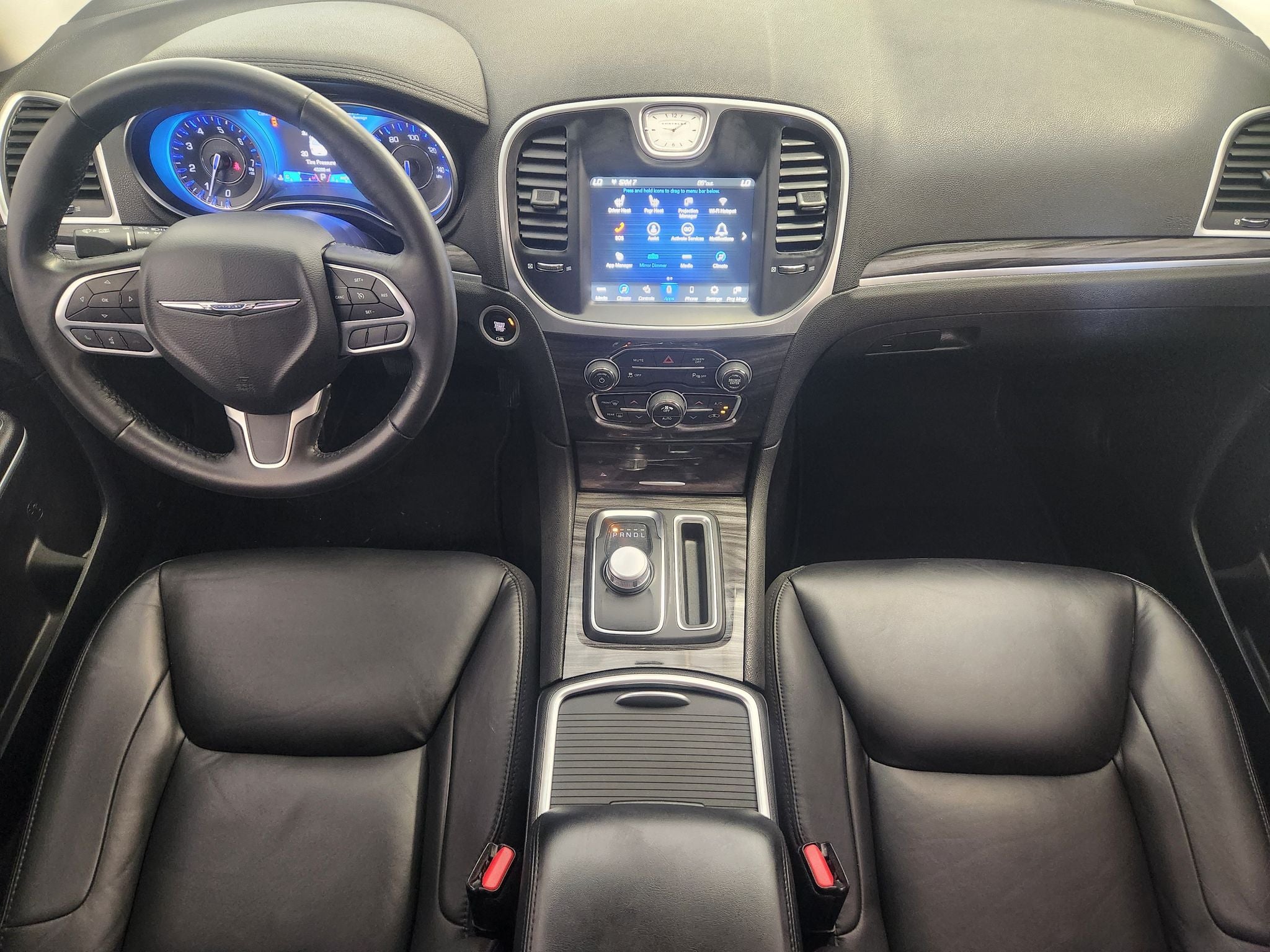 2022 Chrysler 300 Touring L