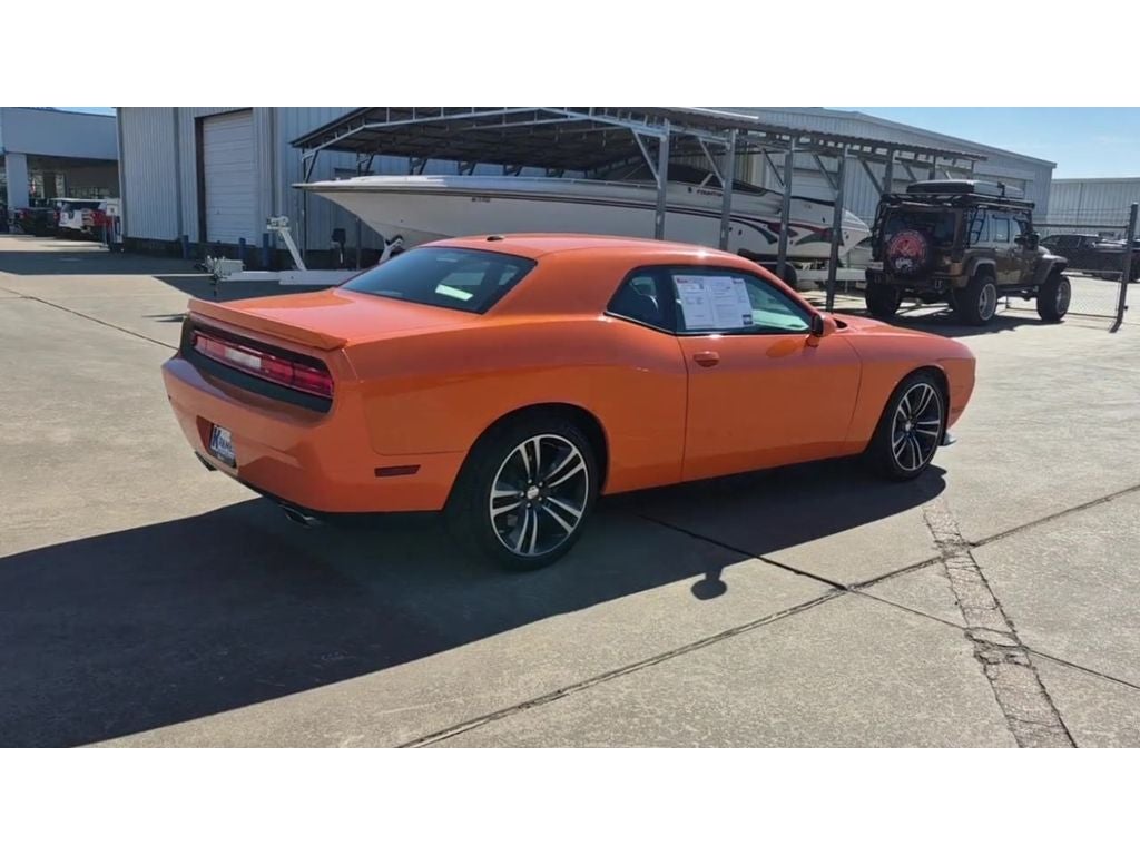 2014 Dodge Challenger SRT8 Core