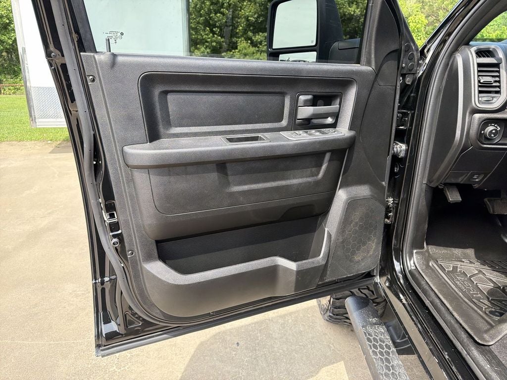2026 RAM 3500 Tradesman Crew Cab 4x4 8' Box