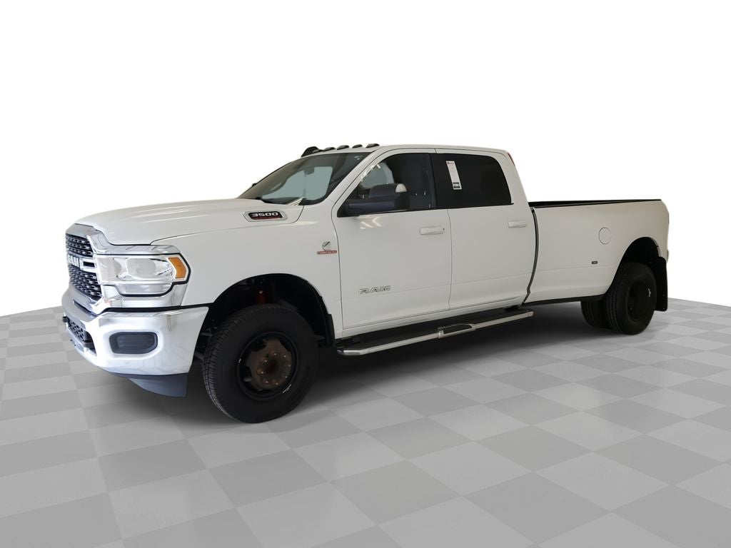 2022 RAM 3500 Big Horn 4X4 Crew Cab LWB's photo