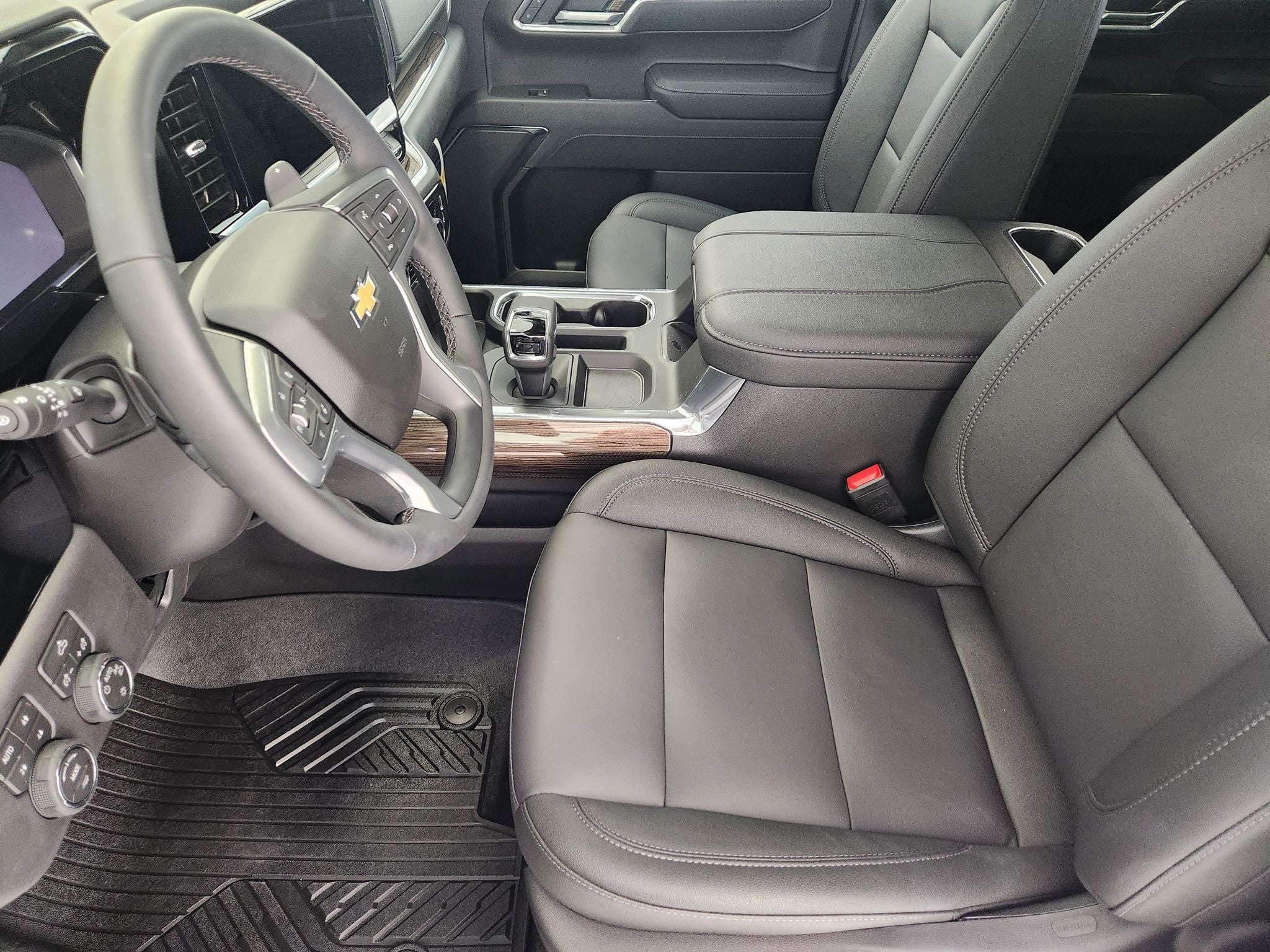 2026 Chevrolet Silverado 1500 LT - Photo 12