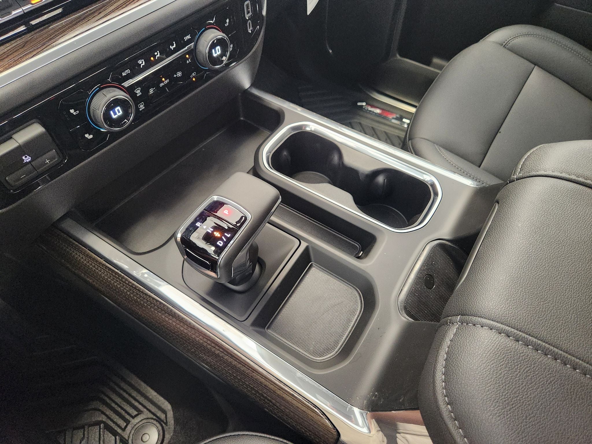 2026 Chevrolet Silverado 1500 LT - Photo 18
