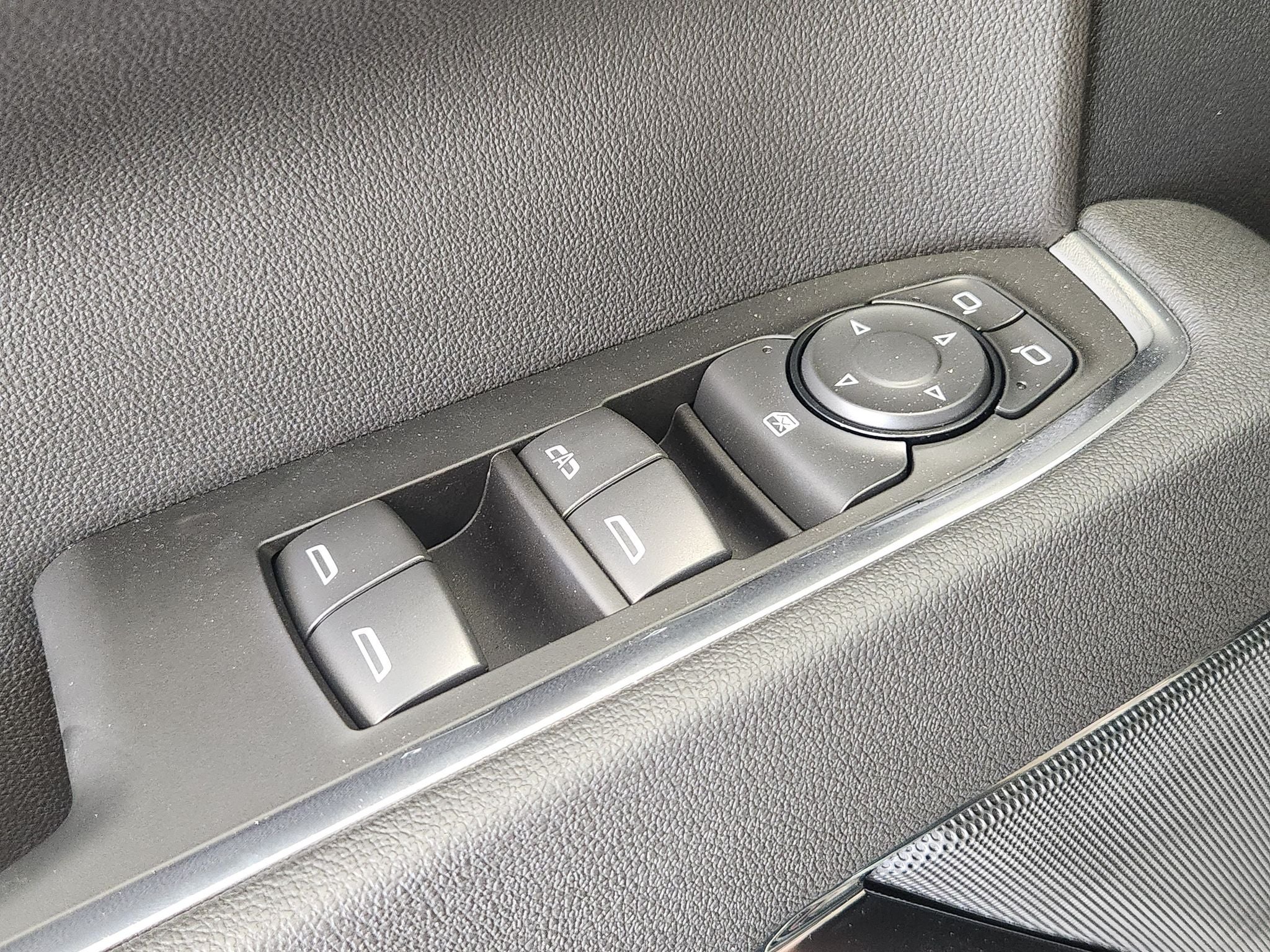 2026 Chevrolet Silverado 1500 LT - Photo 22
