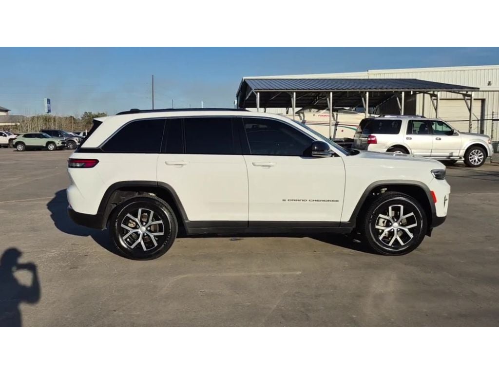 2023 Jeep Grand Cherokee Limited 4x2