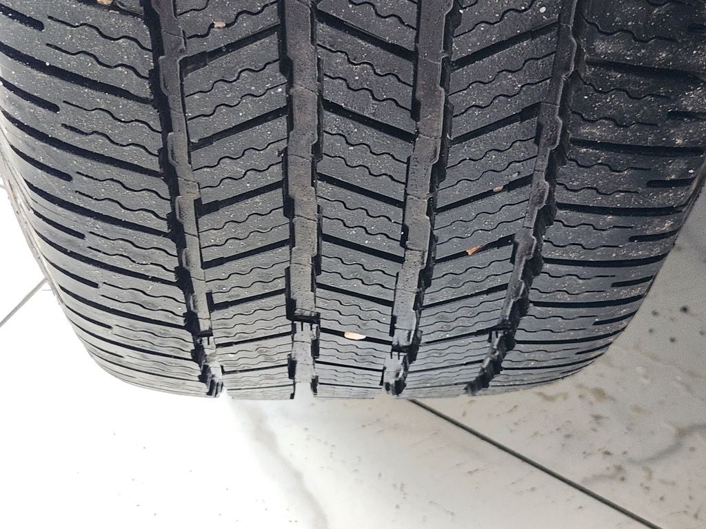 2021 Chevrolet Express Passenger 2500 1LS