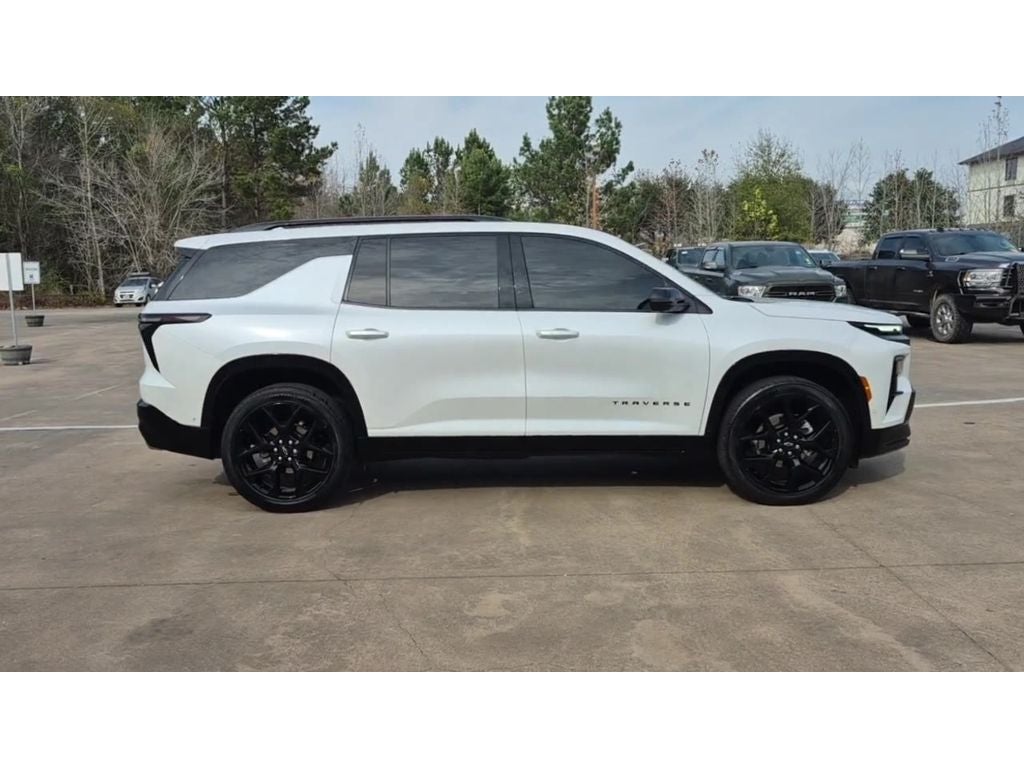 2024 Chevrolet Traverse RS
