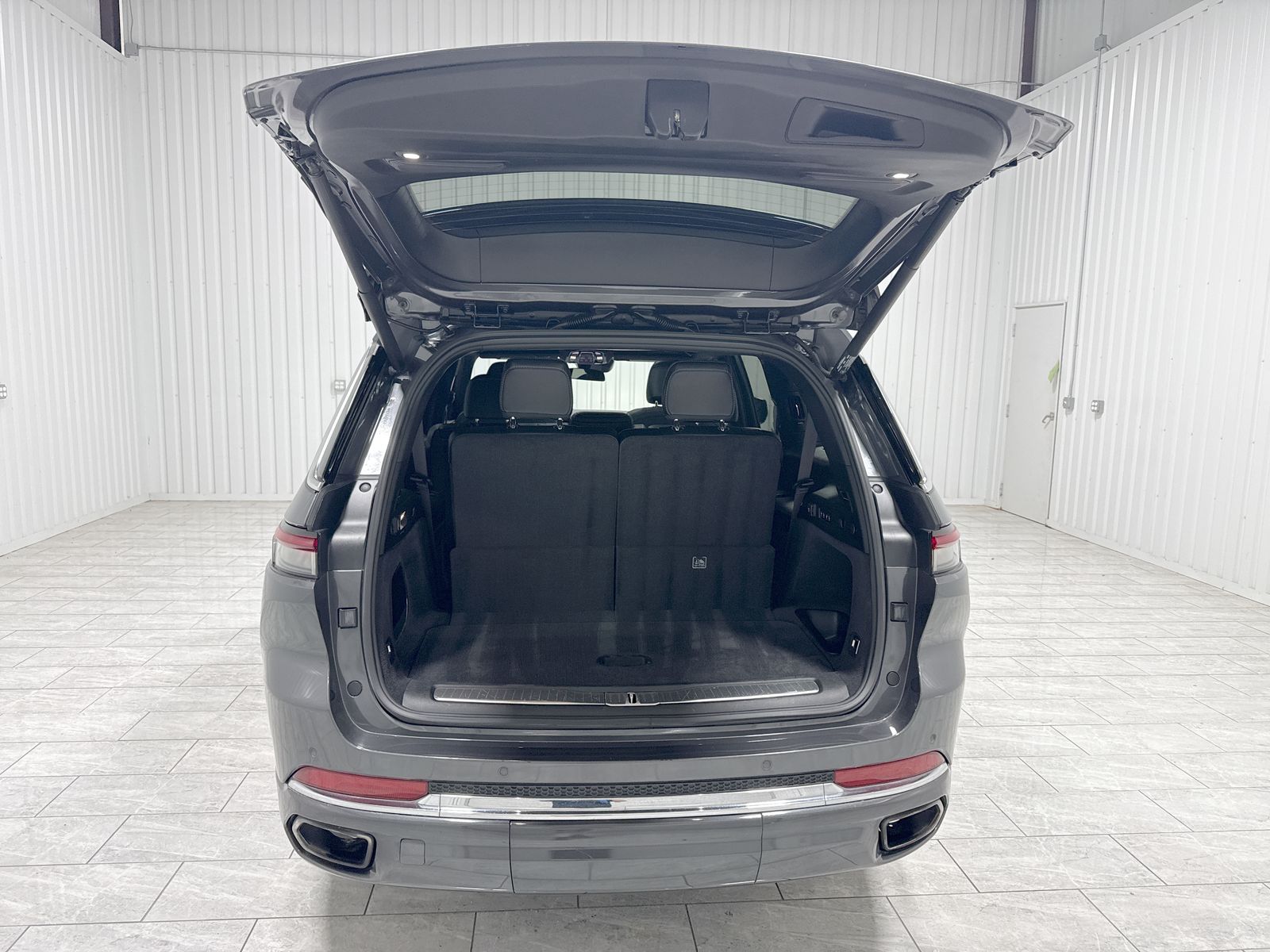 2022 Jeep Grand Cherokee L Overland 4x4