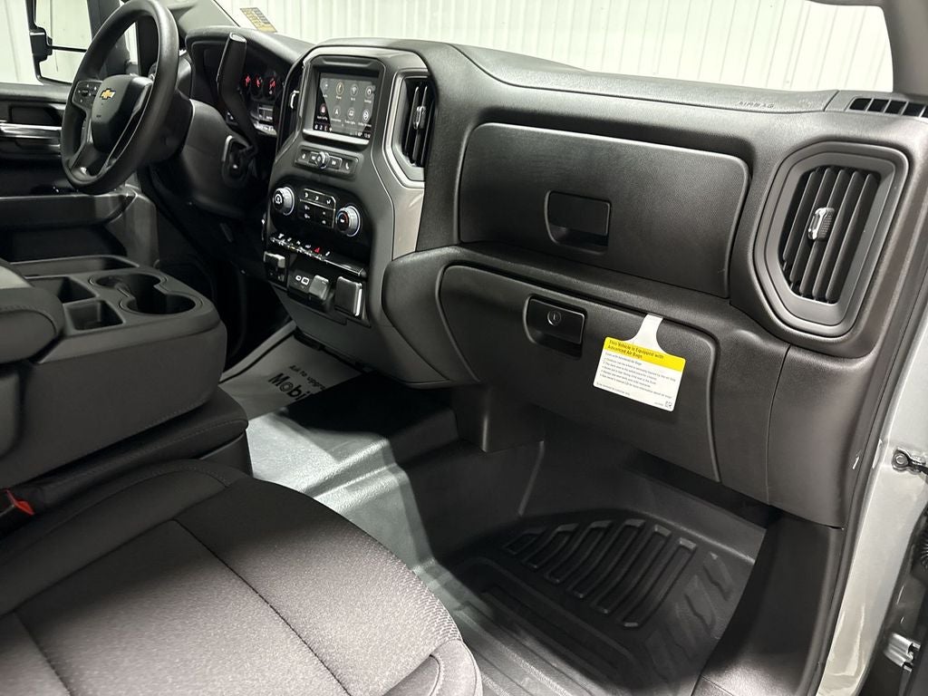 2026 Chevrolet Silverado 3500 HD WT DRW