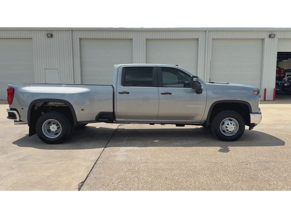 2026 Chevrolet Silverado 3500 HD WT DRW