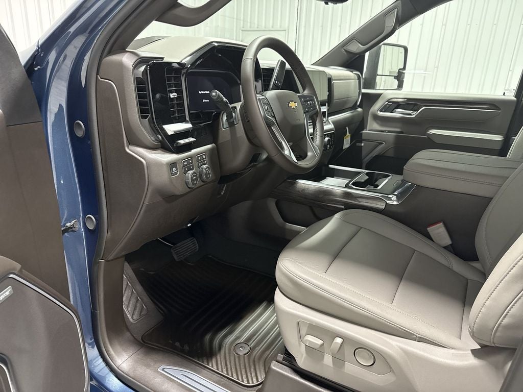 2026 Chevrolet Silverado 3500 HD LTZ DRW