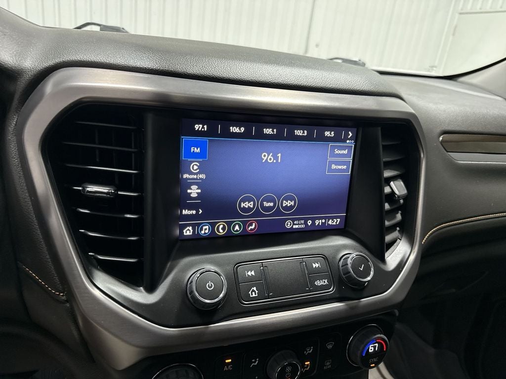 2023 GMC Acadia AT4