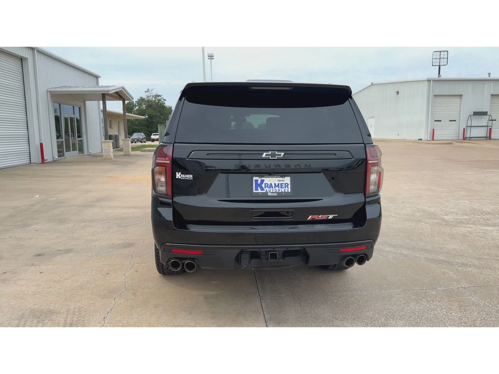 2023 Chevrolet Suburban RST