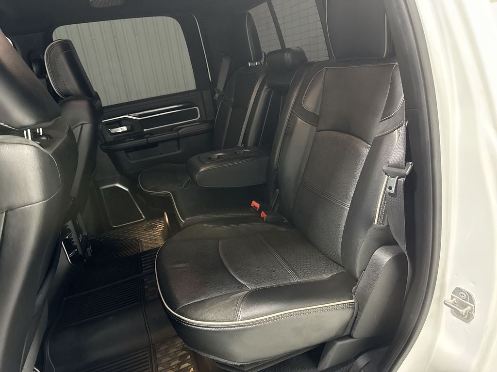 2022 RAM 2500 Laramie Crew Cab 4x4 6'4" Box