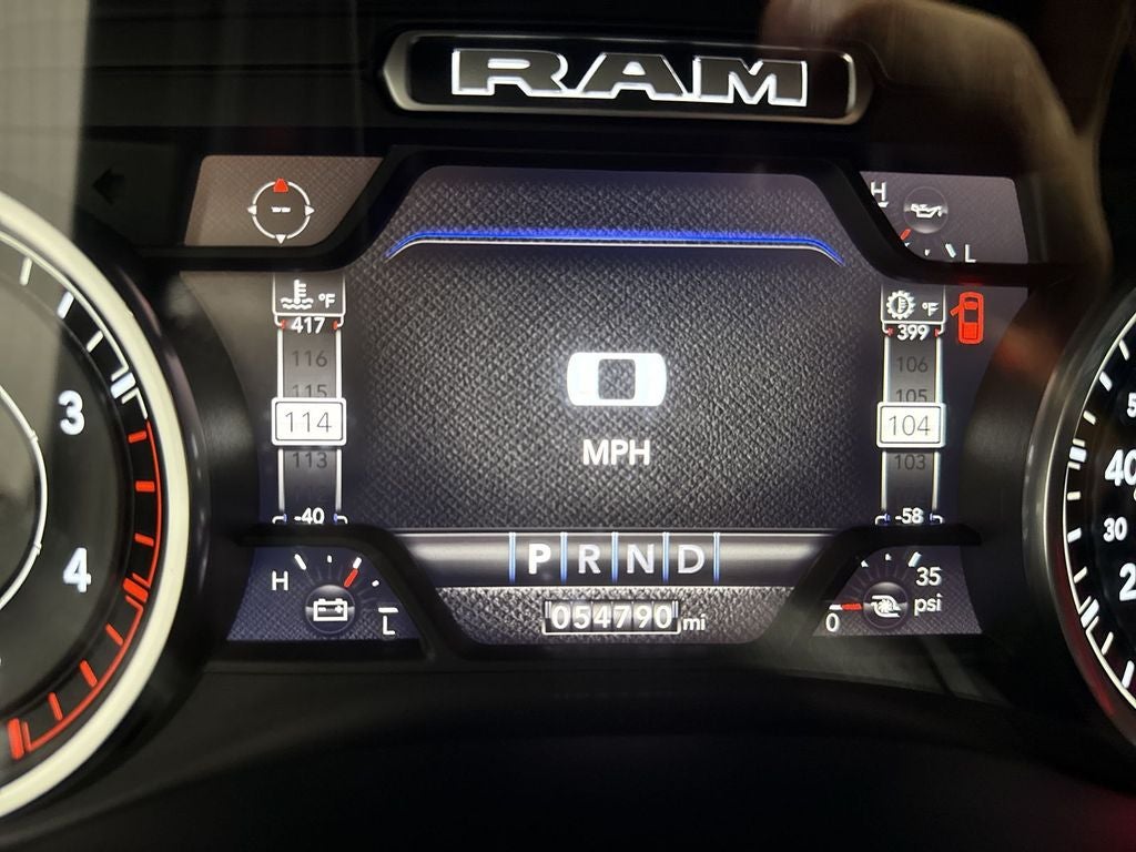 2022 RAM 2500 Laramie Crew Cab 4x4 6'4" Box