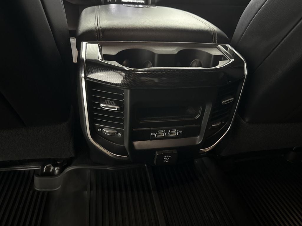 2022 RAM 2500 Laramie Crew Cab 4x4 6'4" Box