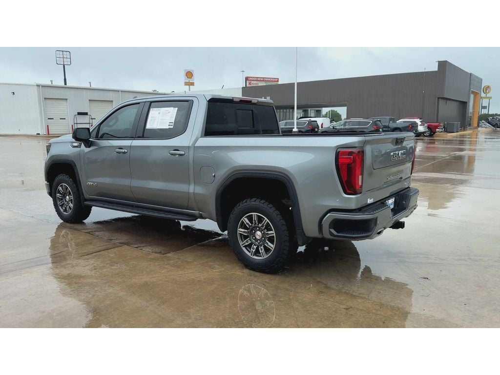2024 GMC Sierra 1500 AT4