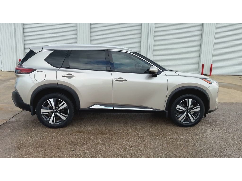 2023 Nissan Rogue SL FWD