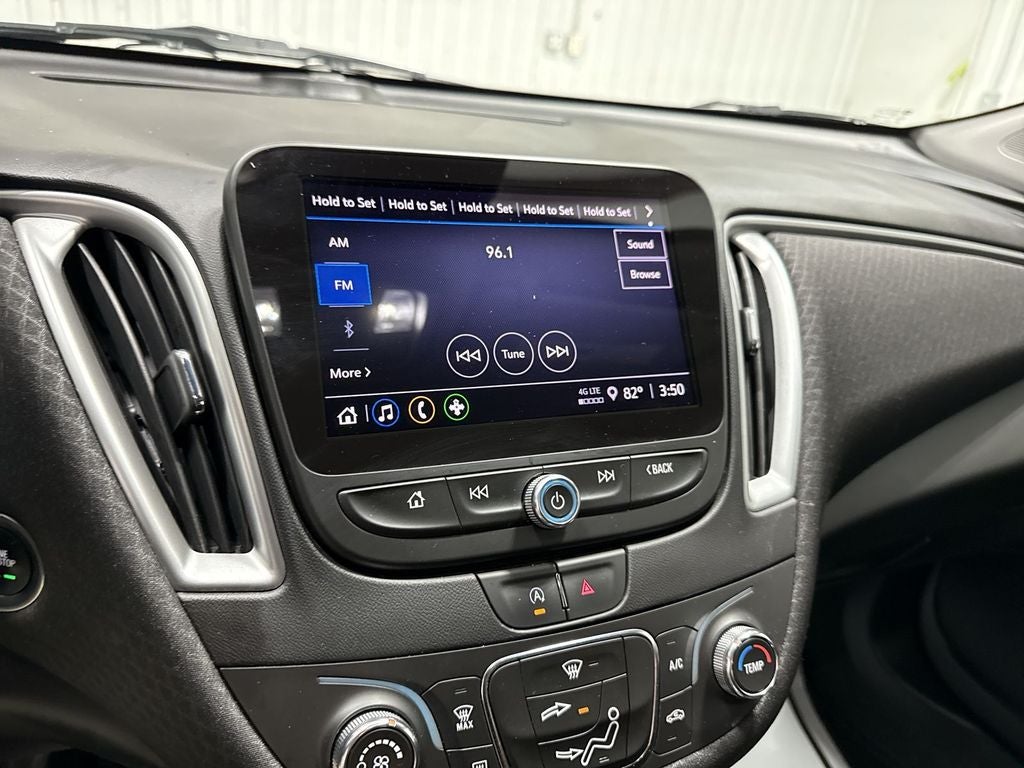 2022 Chevrolet Malibu LS